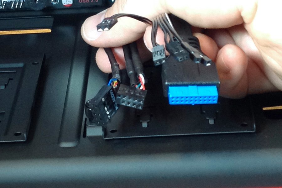 Front panel connectors.