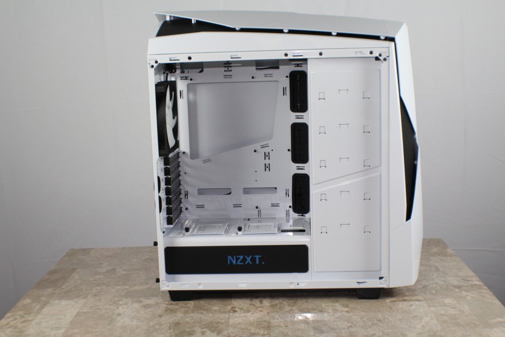 NZXT Noctis 450 Side View w/o paenel