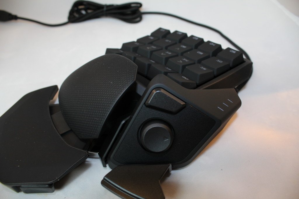 Razer Orbweaver Elite Mechanical PC Gaming Keypad at an angle